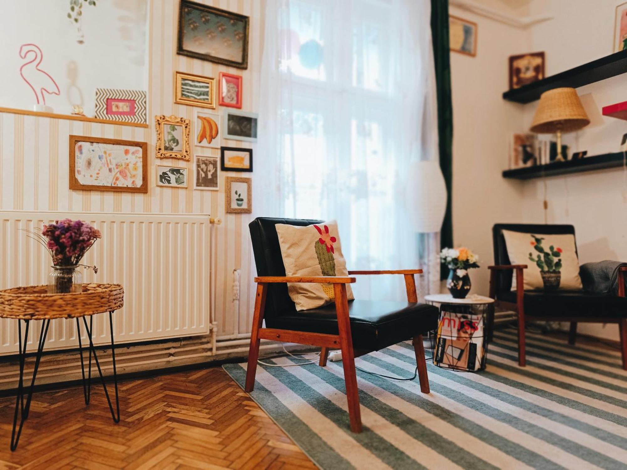 Flat In Historic Villa With Your Own Private Garden, Near City Park ブダペスト エクステリア 写真